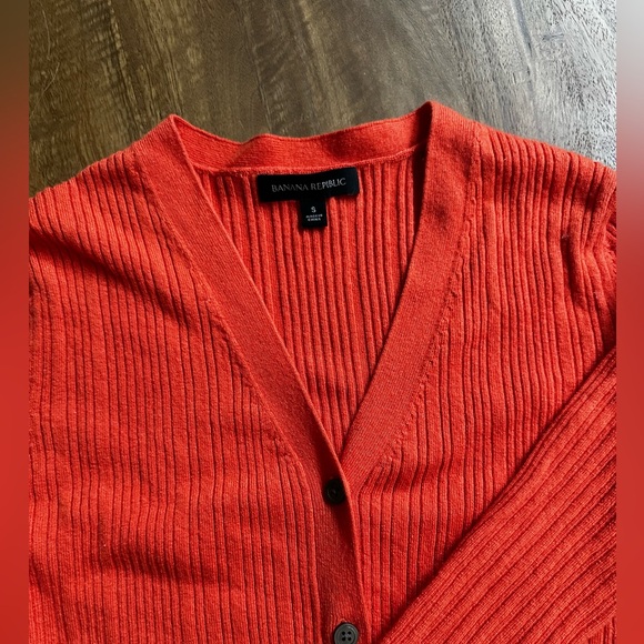 Banana Republic merino wool button down cardigan - coral - Picture 3 of 4